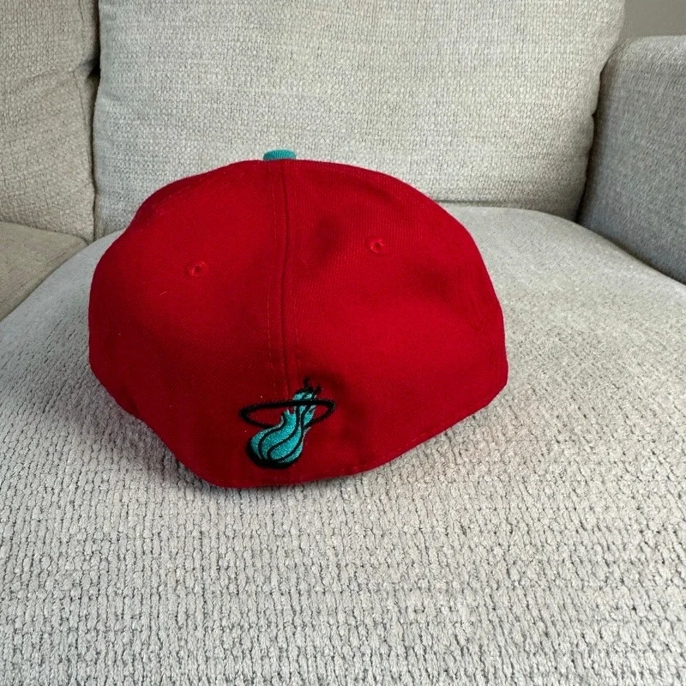 New‎ Era 59FIFTY Miami Heat Hardwood Classics Fitted Hat Red Teal 7 1/4 NBA Cap